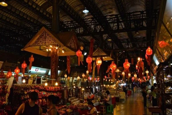 mercado nocturno chiang mai